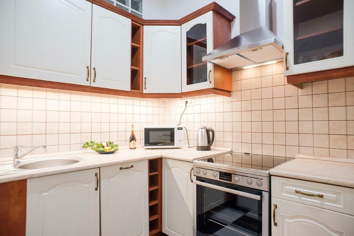 Apartment Regiposta Street- Center Budapest